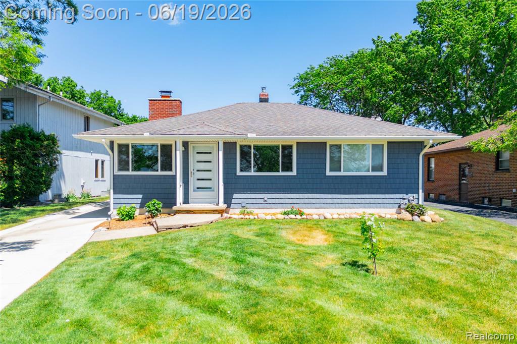 25815 West River Road Grosse Ile, MI 48138 - Photo 2 of 44