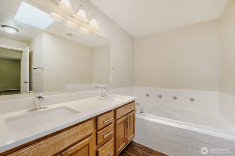 $574,950 | 9410 62nd Ave Court East, Puyallup, WA 98371