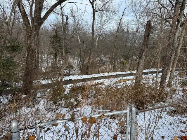 $174,999 | 2452 Florian Court, Decatur, IL 62526