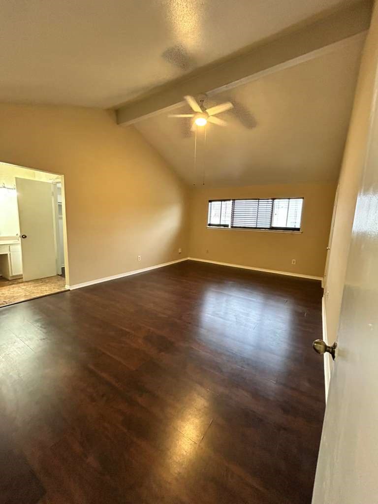 8351 Ariel Street Houston, TX 77074 - Photo 8 of 14