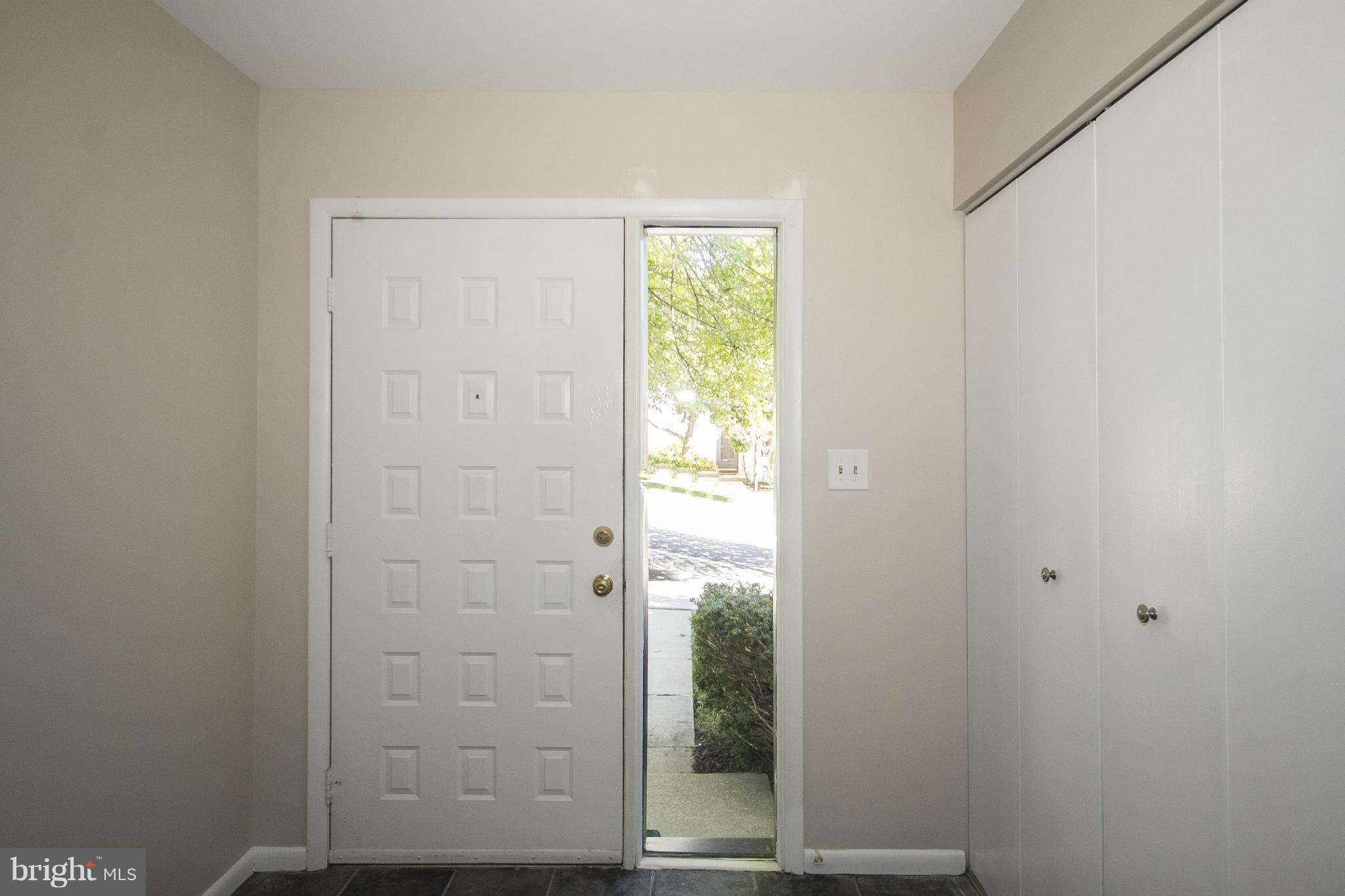 4328 Roland Springs Drive Baltimore, MD 21210 - Photo 3 of 30 Interior (General)