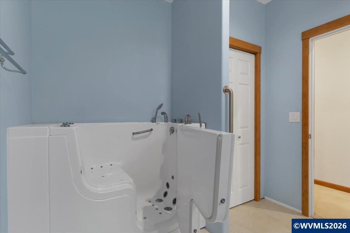 15577 Oakdale Road Dallas, OR 97338 - Photo 27 of 43