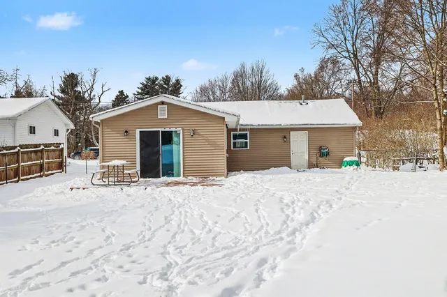 $185,000 | 230 Silver Street, Battle Creek, MI 49014