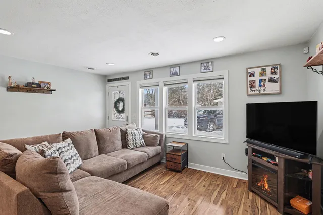 $185,000 | 230 Silver Street, Battle Creek, MI 49014