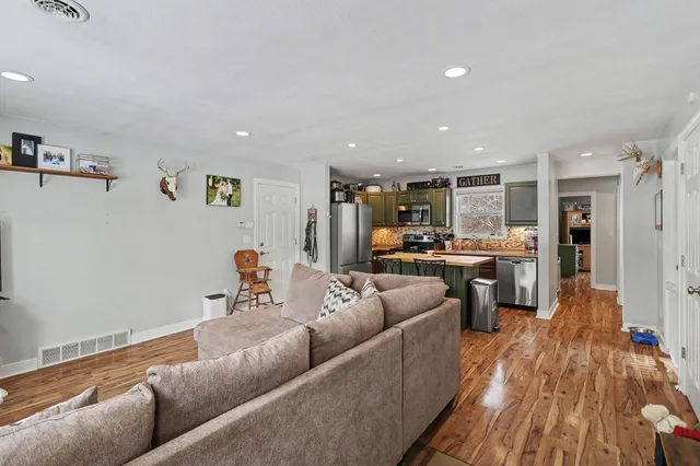 $185,000 | 230 Silver Street, Battle Creek, MI 49014