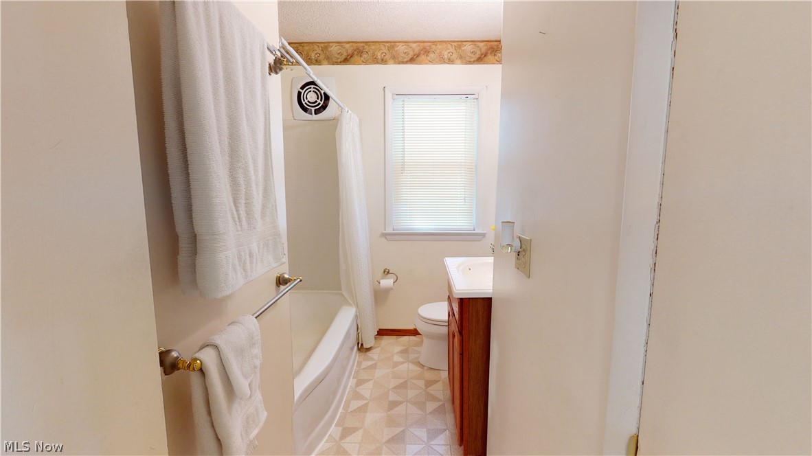 30054 Warren Road Wickliffe, OH 44092 - Photo 22 of 35 Gallery Image 22
