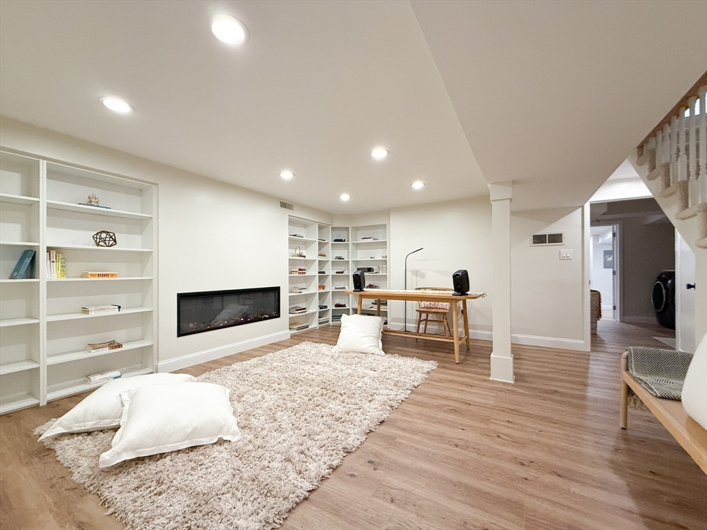 10 Winch Way Natick, MA 01760 - Photo 25 of 41