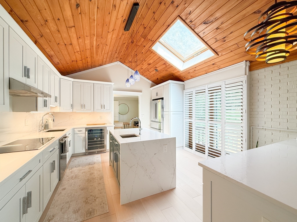 10 Winch Way Natick, MA 01760 - Photo 3 of 41