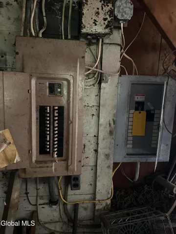 $279,000 | 614 Highway 20, New Lebanon, NY 12125