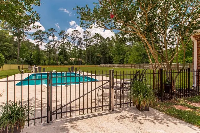$595,000 | 42251 Jefferson Drive, Hammond, LA 70403
