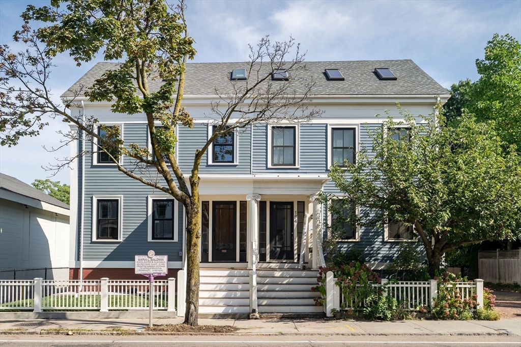 196 Prospect Street Cambridge, MA 02139 - Photo 1 of 40