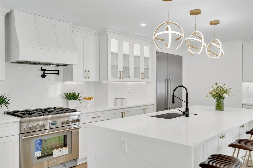 196 Prospect Street Cambridge, MA 02139 - Photo 12 of 40