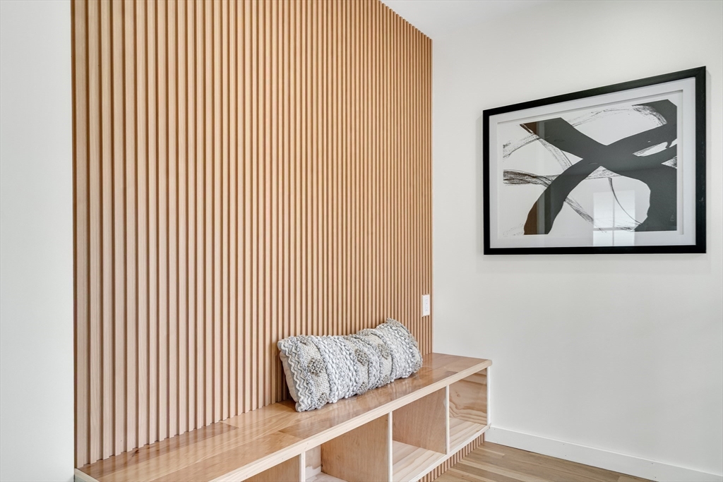 196 Prospect Street Cambridge, MA 02139 - Photo 2 of 40