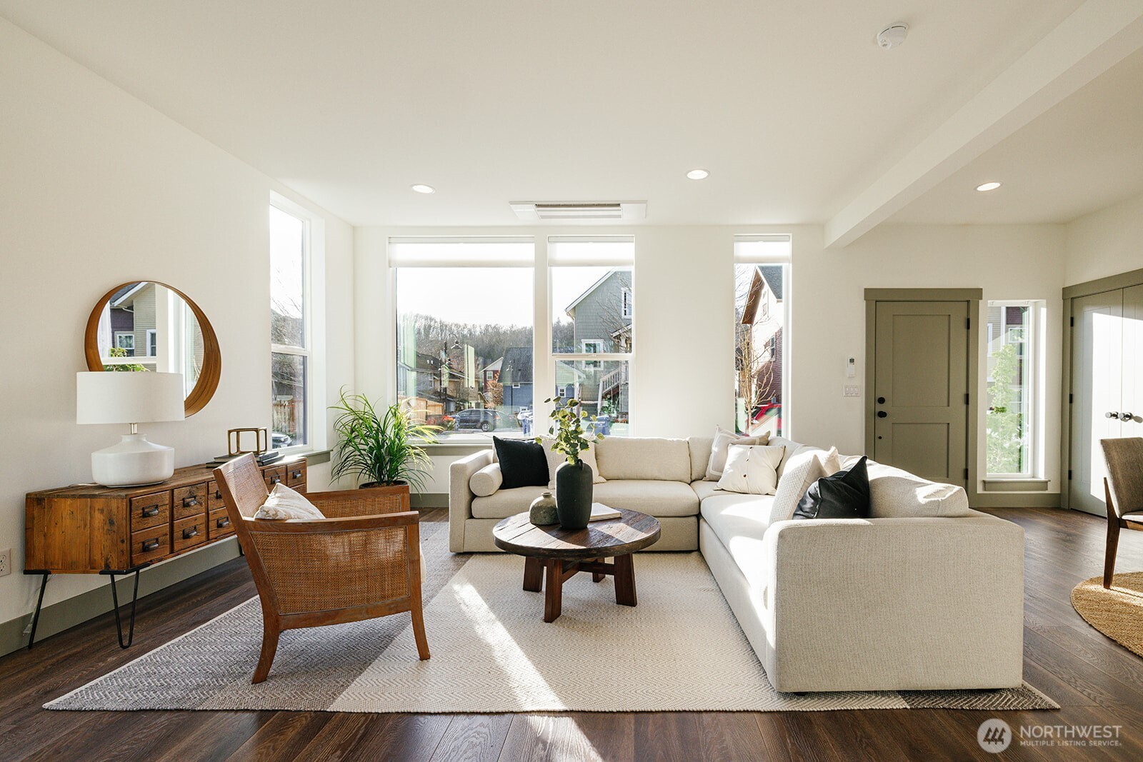 4110 30th Avenue South, Unit 8 Seattle, WA 98108 - Photo 3 of 30