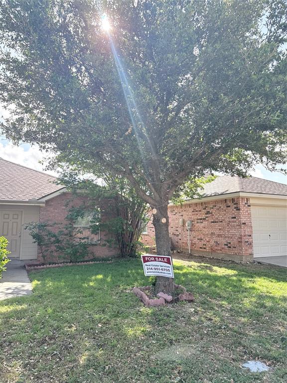 1105 Roping Reins Way Fort Worth, TX 76052 - Photo 1 of 2