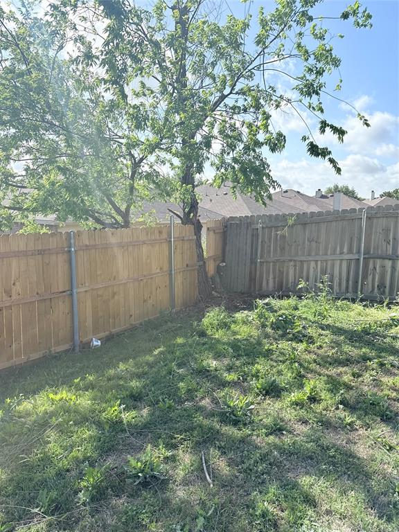 1105 Roping Reins Way Fort Worth, TX 76052 - Photo 2 of 2
