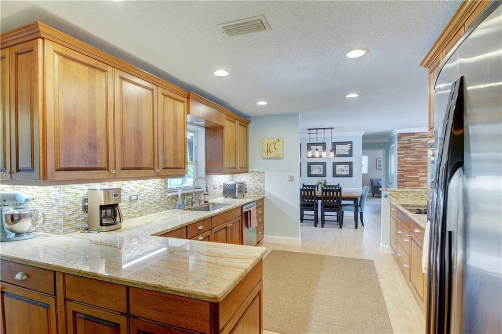 1663 Northwest Spruce Ridge Drive Stuart, FL 34994 - Photo 9 of 39
