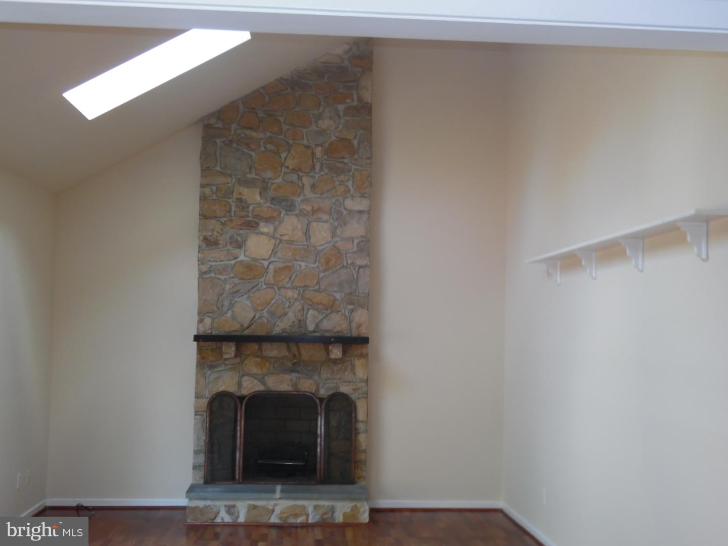 283 Spring Run Lane Downingtown, PA 19335 - Photo 3 of 20 Gallery Image 3