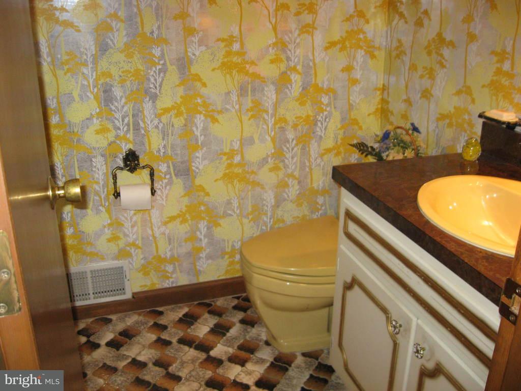 200 Valley Road Lebanon, PA 17042 - Photo 11 of 17 Gallery Image 11