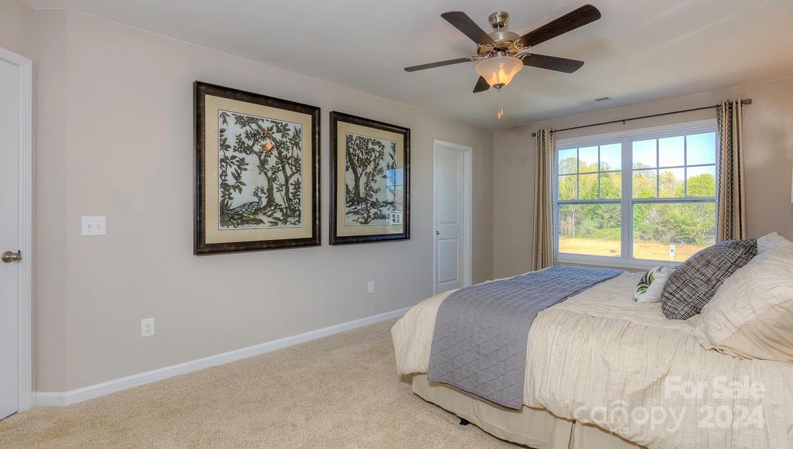 284 Creekview Road Hendersonville, NC 28792 - Photo 24 of 36 Gallery Image 24