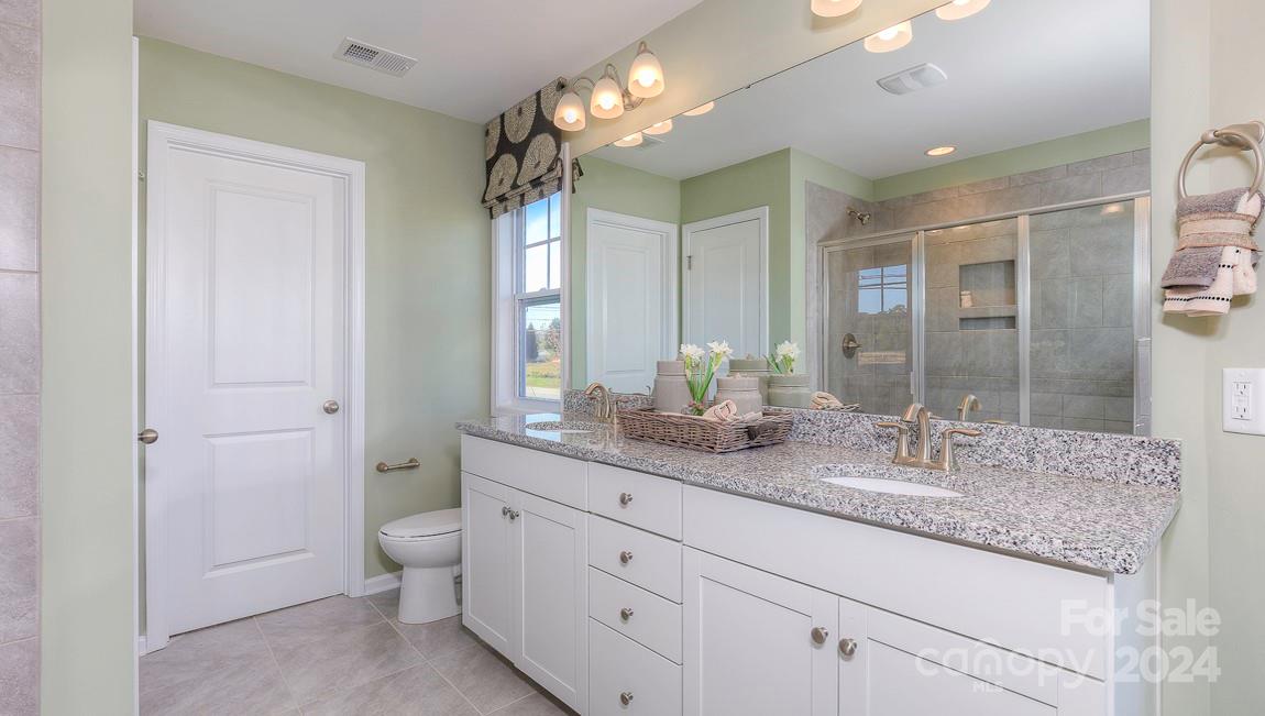 284 Creekview Road Hendersonville, NC 28792 - Photo 27 of 36 Gallery Image 27