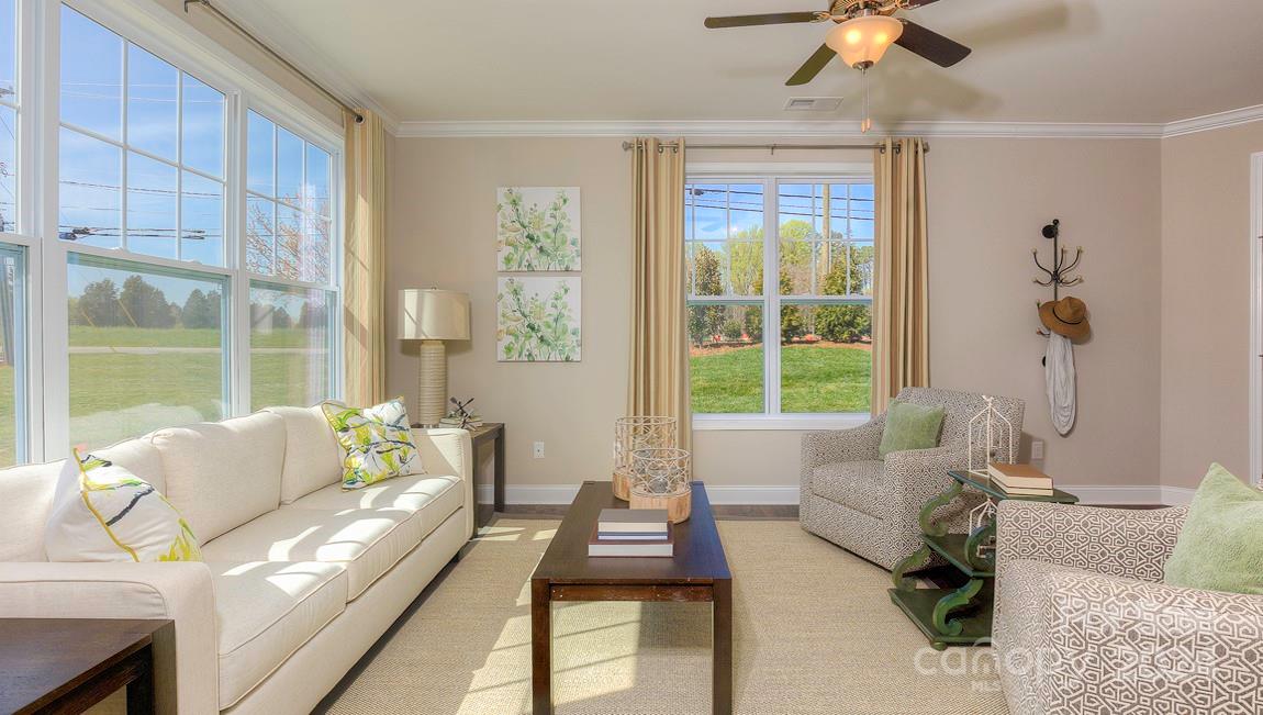 284 Creekview Road Hendersonville, NC 28792 - Photo 10 of 36 Gallery Image 10