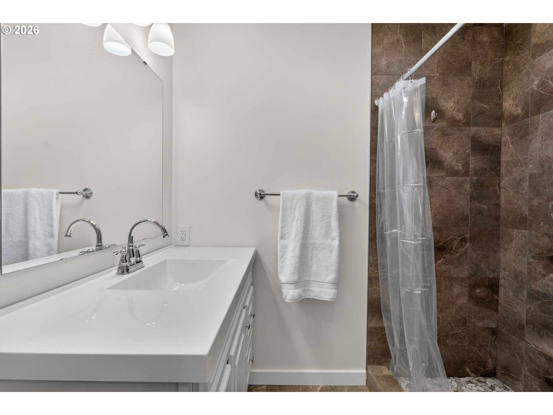 8015 Southwest 36th Avenue Portland, OR 97219 - Photo 18 of 46