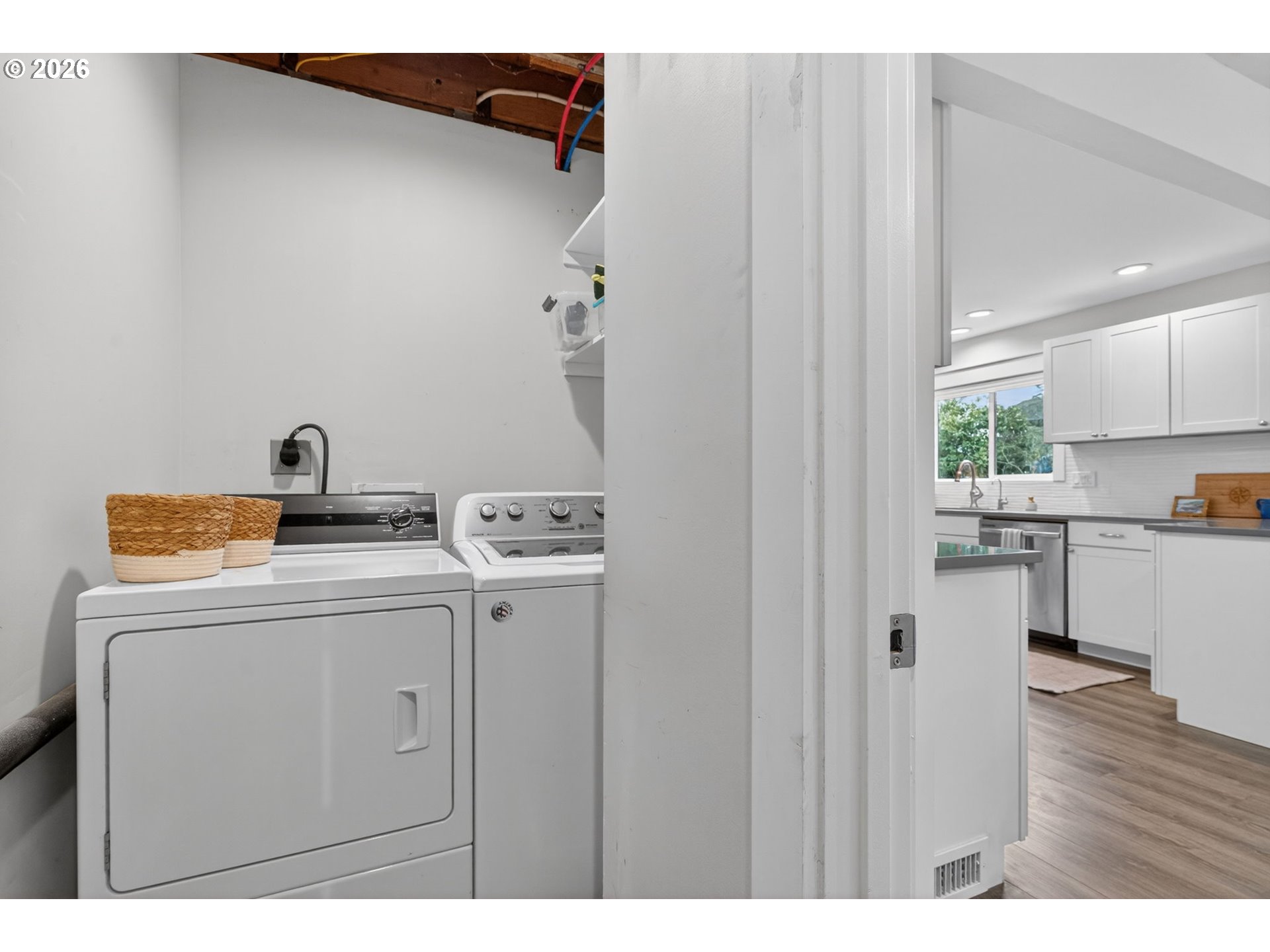 8015 Southwest 36th Avenue Portland, OR 97219 - Photo 31 of 46