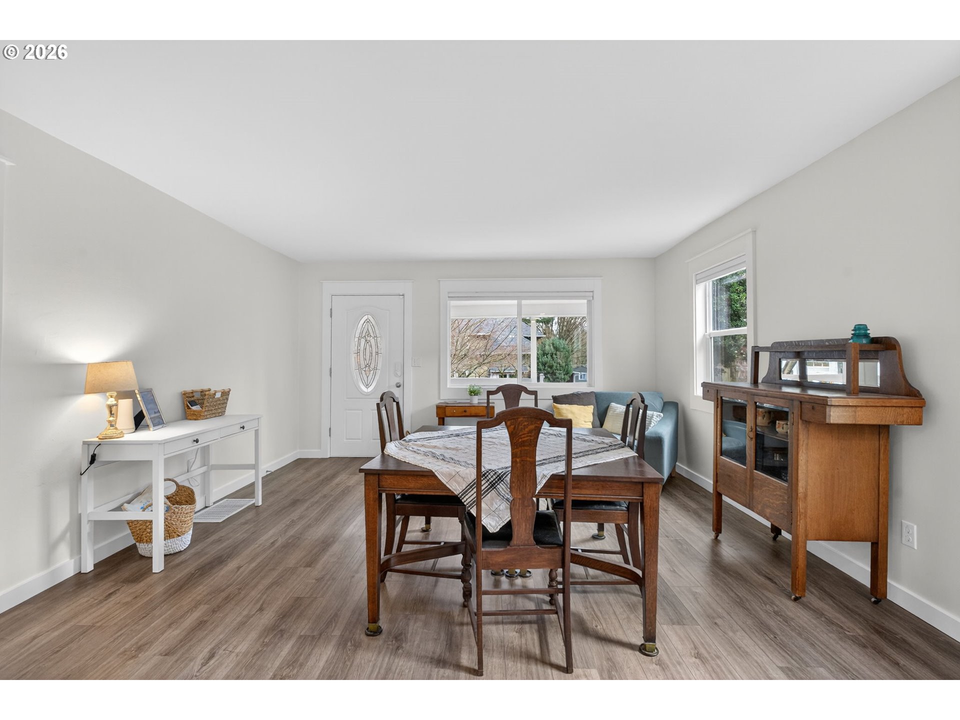 8015 Southwest 36th Avenue Portland, OR 97219 - Photo 6 of 46