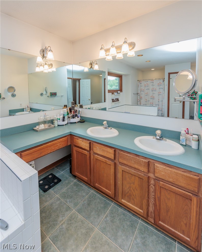 5630 Oak Point Road Lorain, OH 44053 - Photo 23 of 44 Gallery Image 23