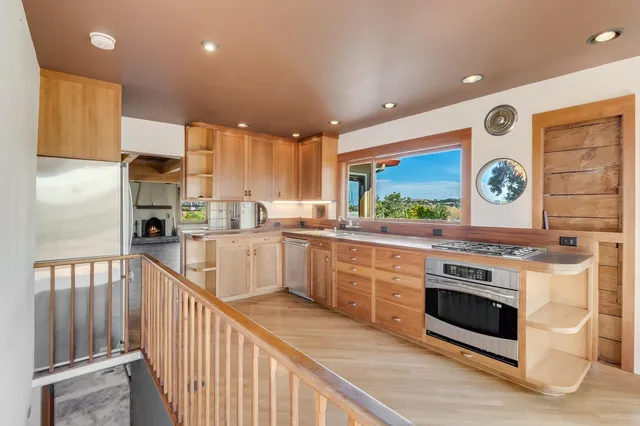 $1,160,000 | 240 Alexander Street, Crockett, CA 94525