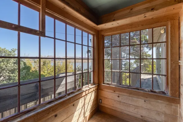 $1,160,000 | 240 Alexander Street, Crockett, CA 94525