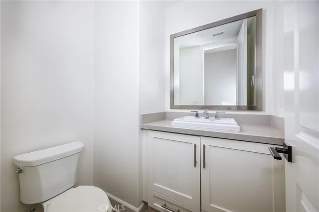 $7,000 | 2017 Picasso, Santa Ana, CA 92704