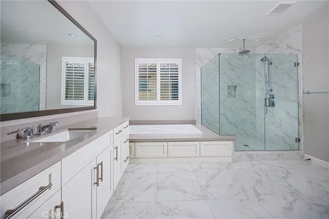 $7,000 | 2017 Picasso, Santa Ana, CA 92704