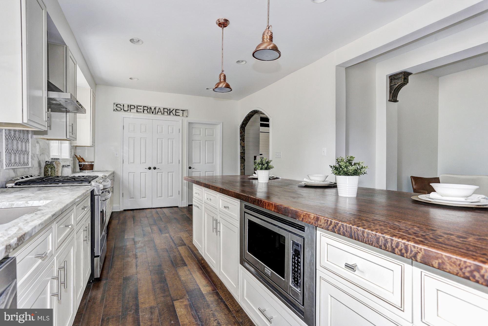 407 S Road Baltimore, MD 21208 - Photo 8 of 24 Kitchen