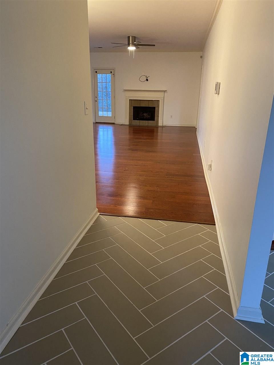 439 Summit Way Fultondale, AL 35068 - Photo 4 of 32