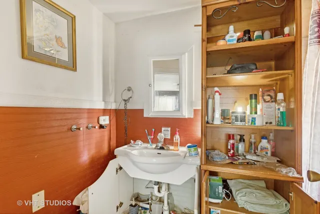 $62,500 | 492 Freeland Avenue, Calumet City, IL 60409