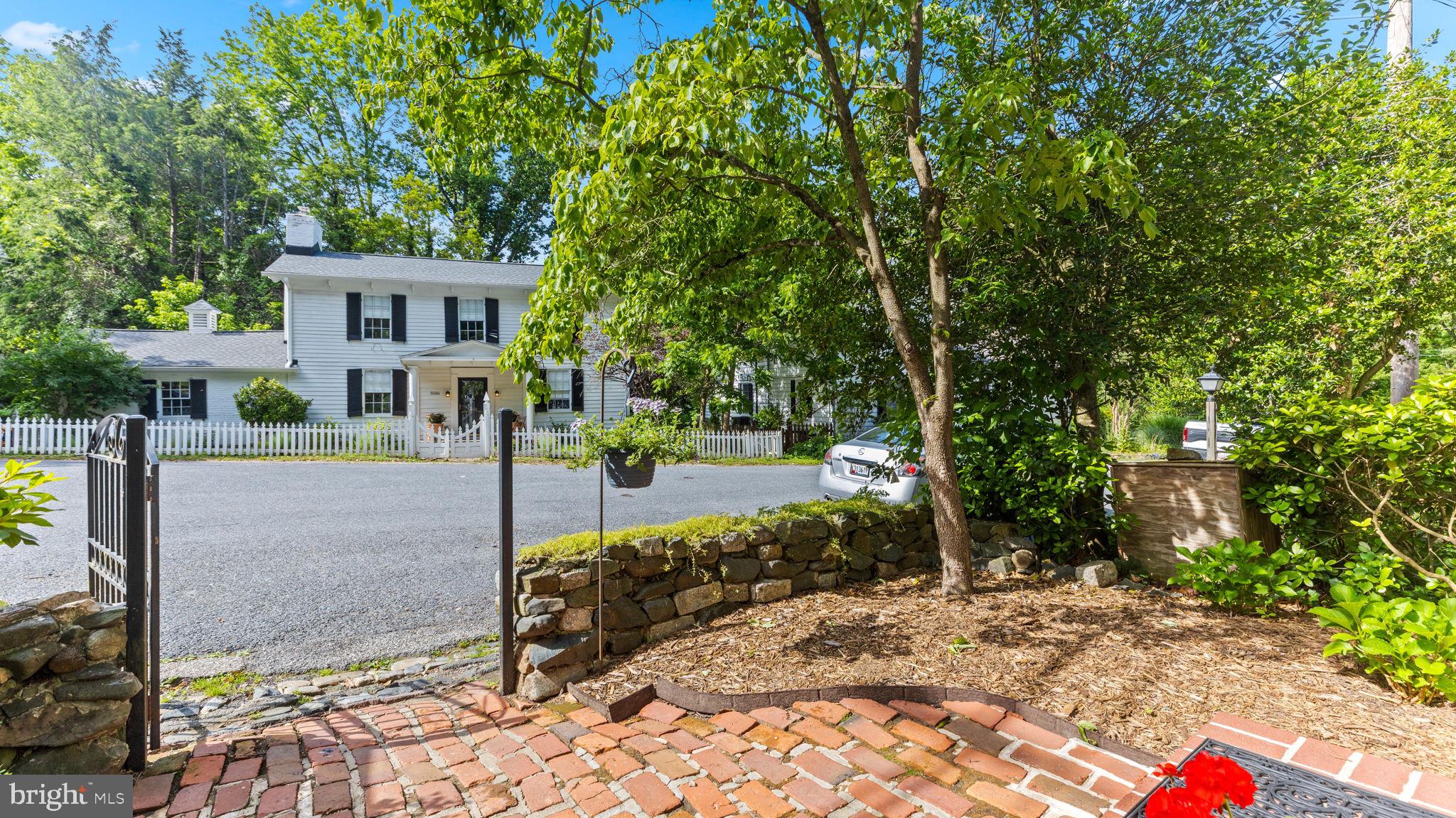 5025 Wetheredsville Road Baltimore, MD 21207 - Photo 7 of 58
