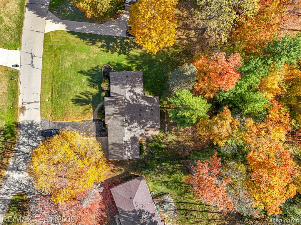28454 Quail Hollow Road Farmington, MI 48331 - Photo 46 of 46