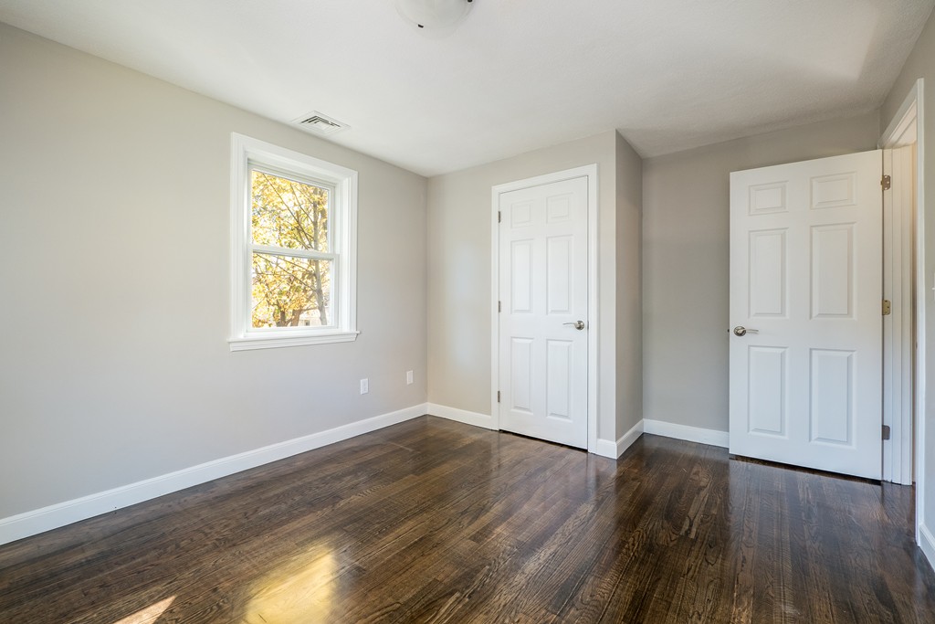 1 Saunders Road Lynnfield, MA 01940 - Photo 24 of 30 Gallery Image 24