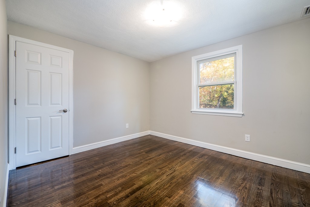 1 Saunders Road Lynnfield, MA 01940 - Photo 25 of 30 Gallery Image 25