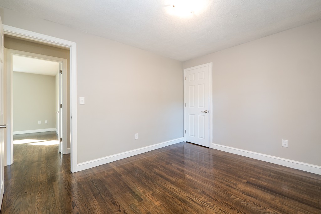 1 Saunders Road Lynnfield, MA 01940 - Photo 26 of 30 Gallery Image 26