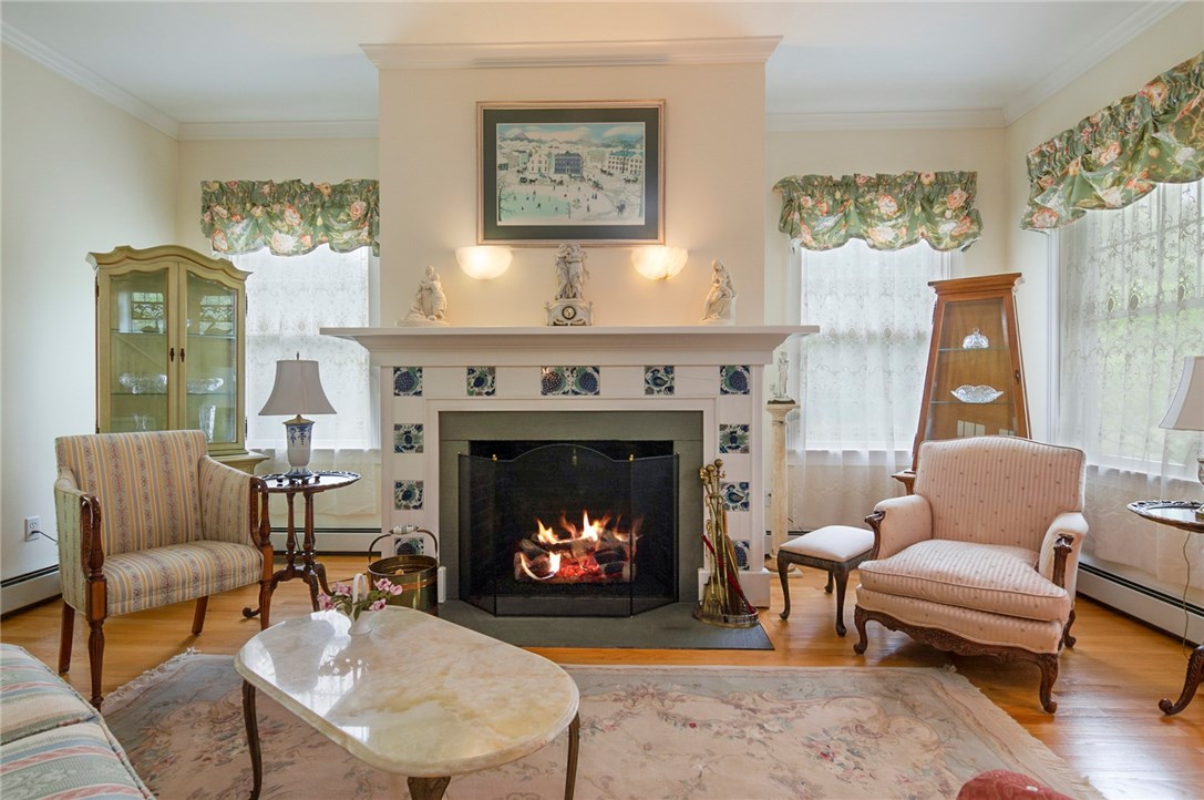 15 Bottom Ridge Westerly, RI 02891 - Photo 6 of 37