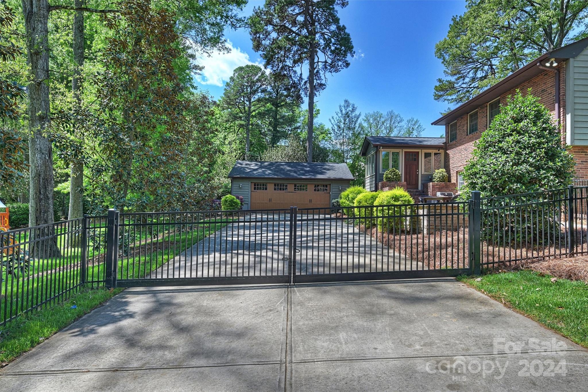 3820 Sulkirk Road Charlotte, NC 28210 - Photo 48 of 48 a view of a gate and fence