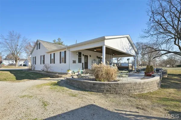 $385,000 | 312 East Madison Street, Millstadt, IL 62260