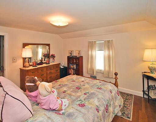 27 Eliot Road Arlington, MA 02474 - Photo 13 of 20 Gallery Image 13