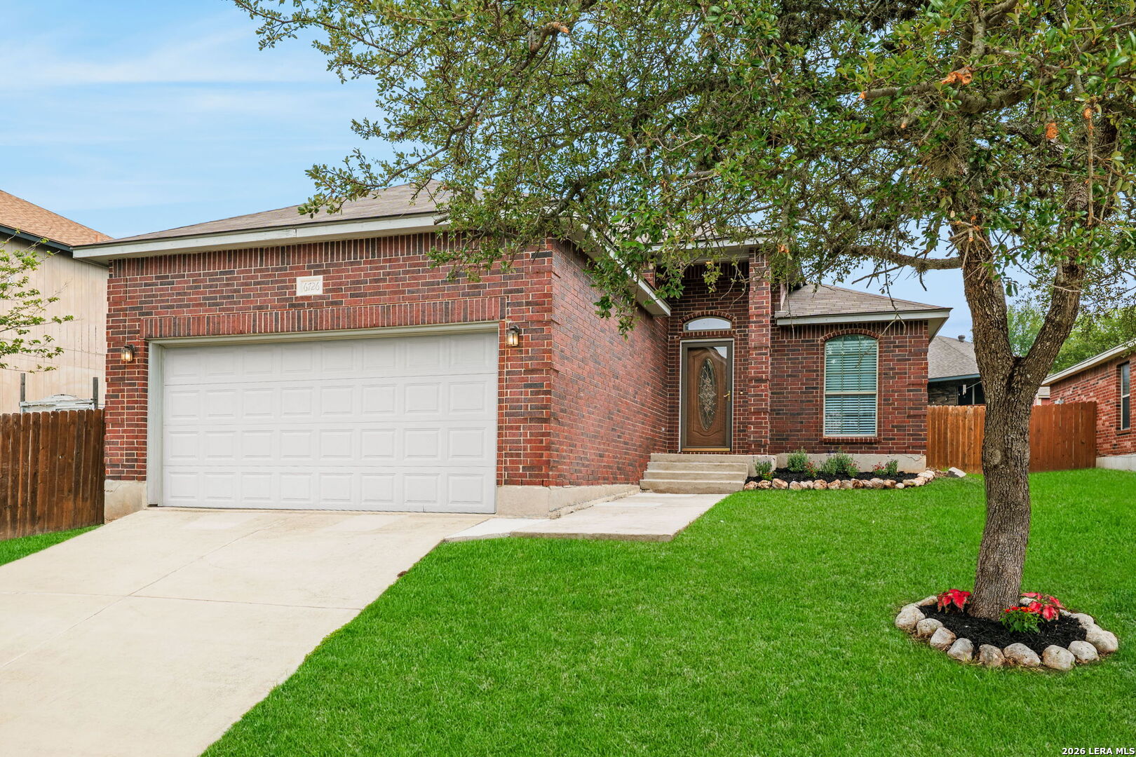 6726 Raintree Path San Antonio, TX 78233 - Photo 2 of 22