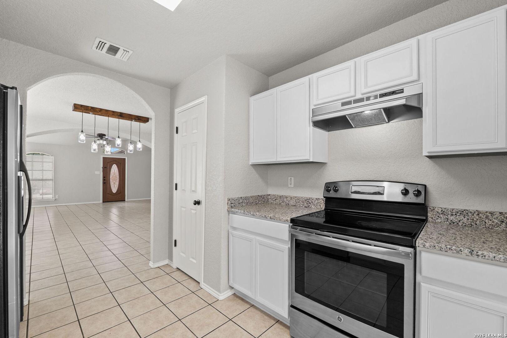 6726 Raintree Path San Antonio, TX 78233 - Photo 8 of 22