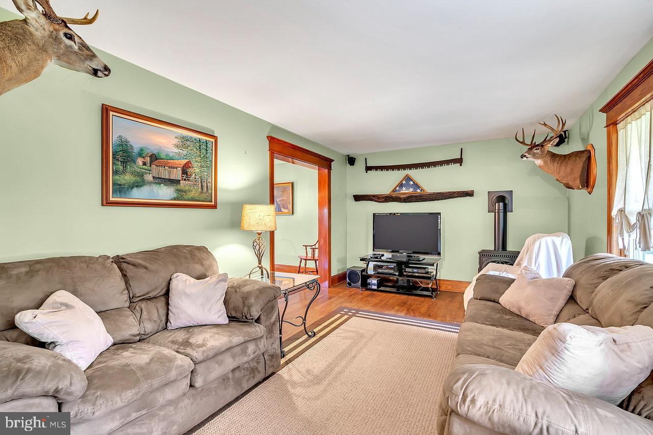 107 Springfield Meeting House Road Jobstown, NJ 08041 - Photo 3 of 29