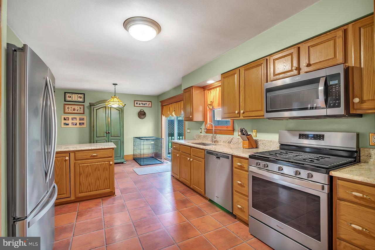 107 Springfield Meeting House Road Jobstown, NJ 08041 - Photo 8 of 29